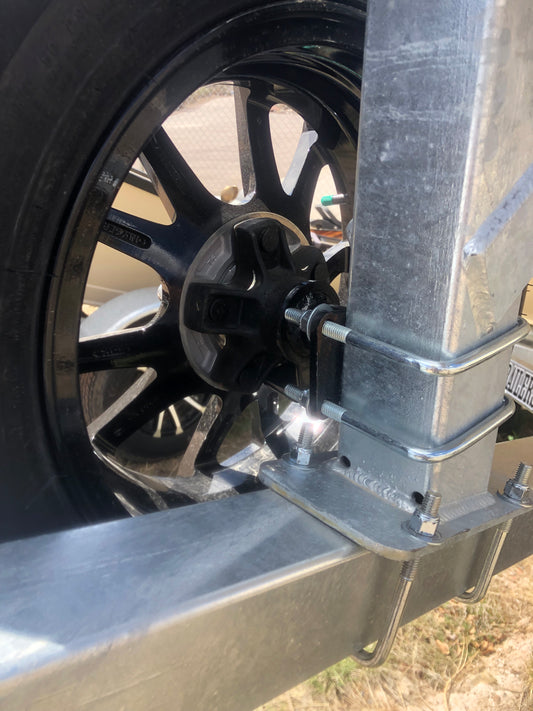 Spare Tire Mount & Spare Hub Assembly